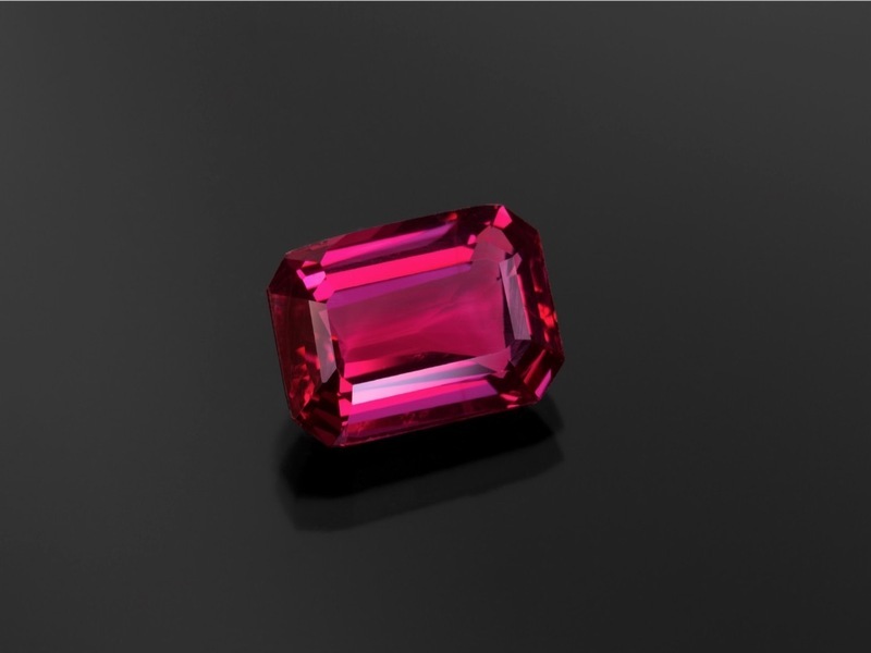 Ruby Thái Lan - Loại đá quý xinh đẹp tuyệt hảo